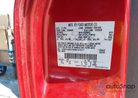 2005 Ford Escape Xlt из США, поврежденный, VIN 1FMYU03105KC21617